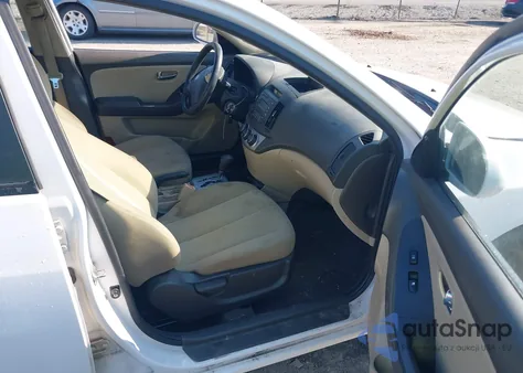 2010 Hyundai Elantra Gls z USA, uszkodzony, nr VIN KMHDU4AD8AU195429